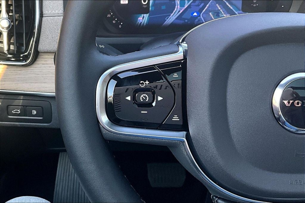 2026 Volvo XC90 Plug-In Hybrid T8 Plus 7 Passenger