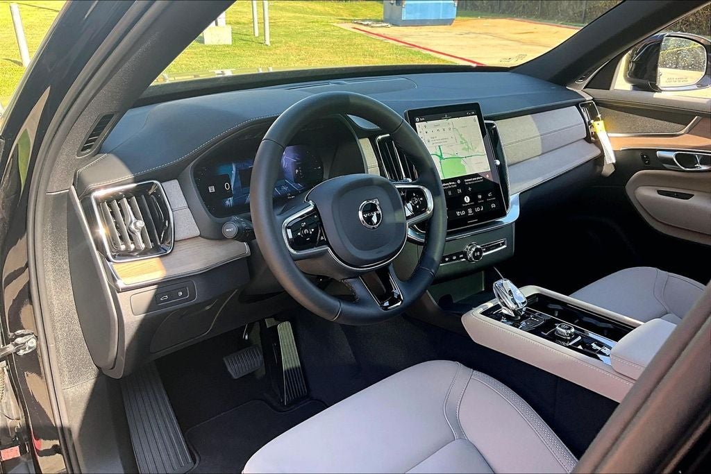 2026 Volvo XC90 Plug-In Hybrid T8 Plus 7 Passenger