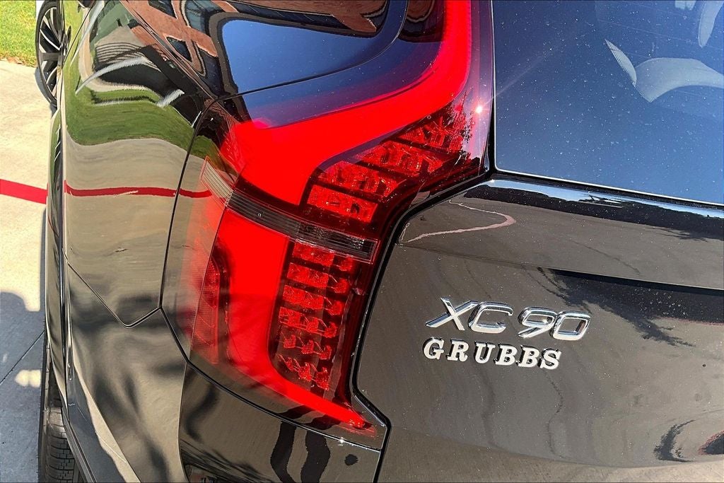 2026 Volvo XC90 Plug-In Hybrid T8 Plus 7 Passenger