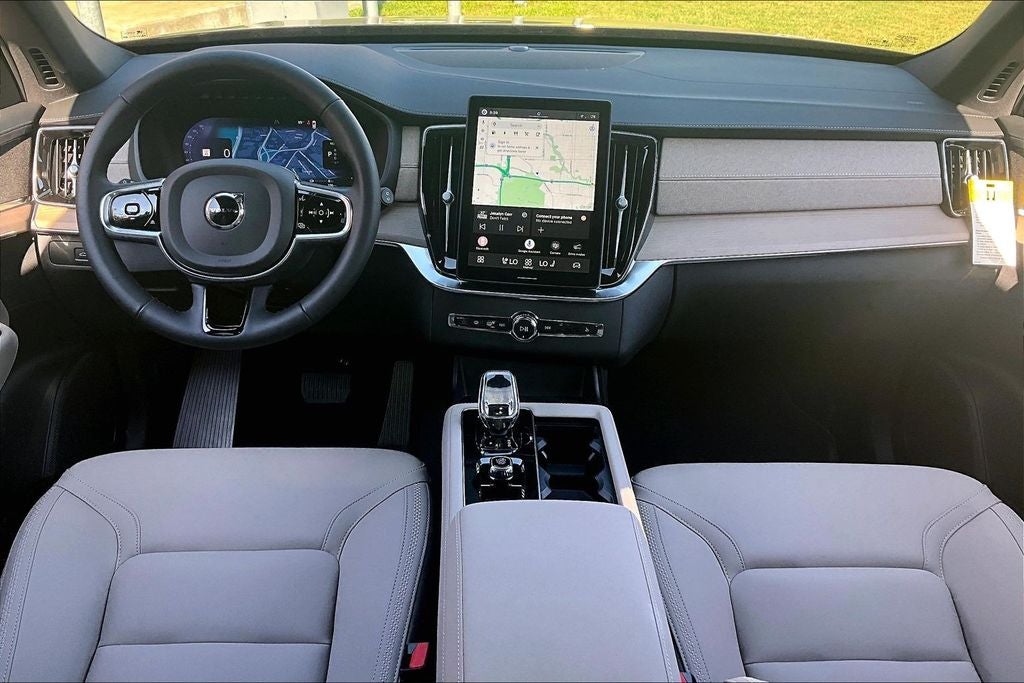 2026 Volvo XC90 Plug-In Hybrid T8 Plus 7 Passenger