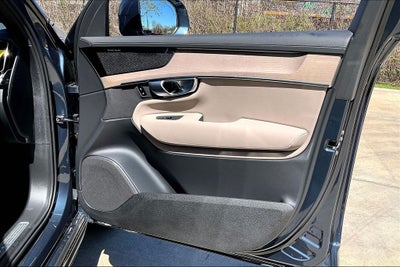 2026 Volvo XC90 Plug-In Hybrid T8 Plus 7 Passenger