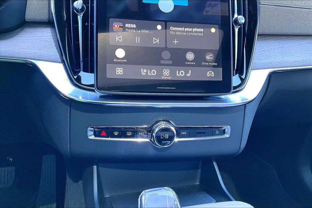 2026 Volvo XC90 Plug-In Hybrid T8 Plus 7 Passenger