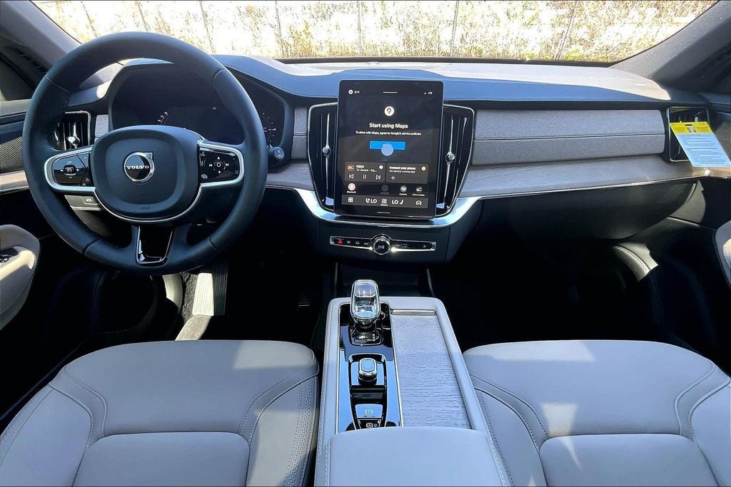 2026 Volvo XC90 Plug-In Hybrid T8 Plus 7 Passenger