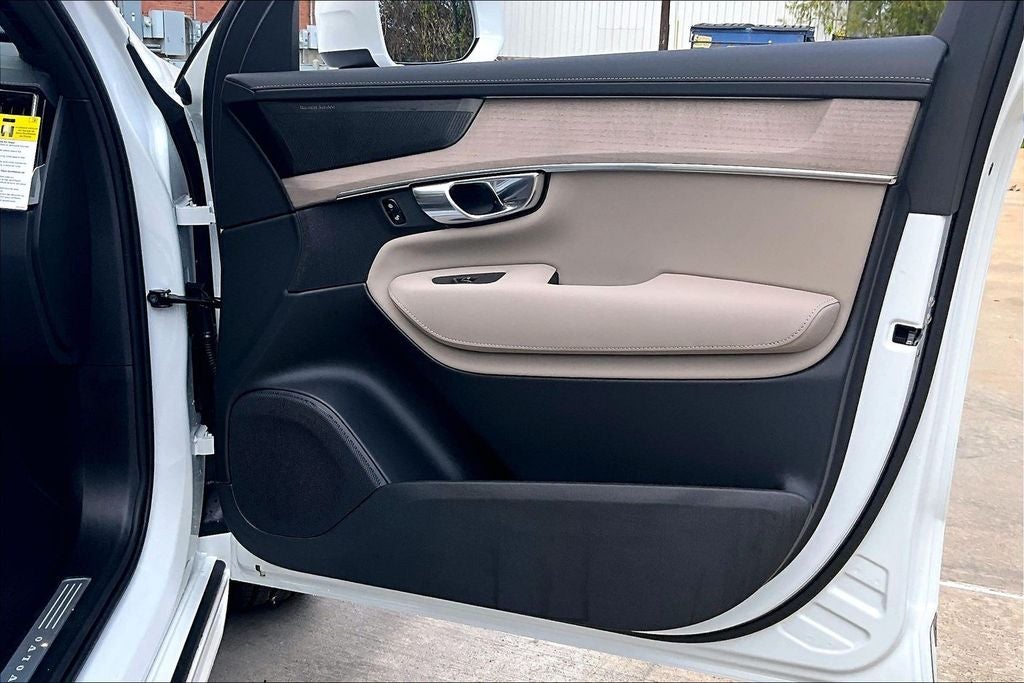 2026 Volvo XC90 Plug-In Hybrid T8 Plus 7 Passenger