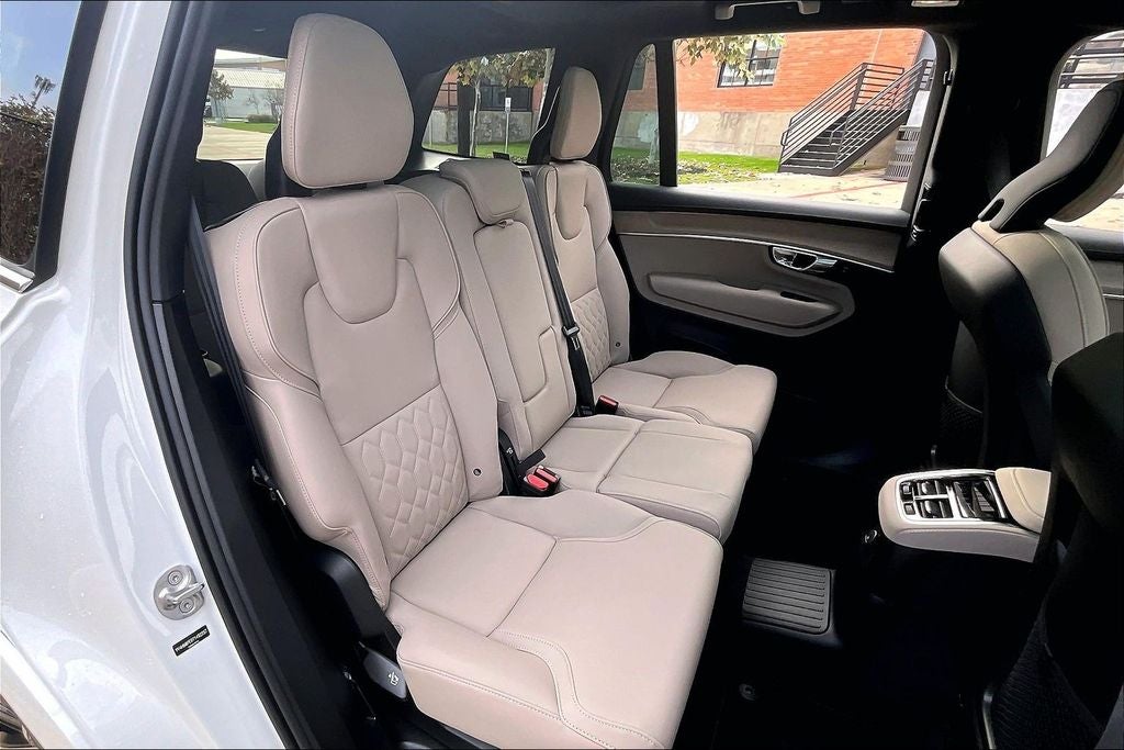 2026 Volvo XC90 Plug-In Hybrid T8 Plus 7 Passenger