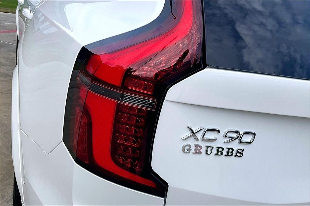 2026 Volvo XC90 Plug-In Hybrid T8 Plus 7 Passenger