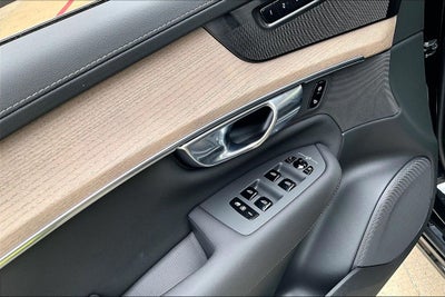 2026 Volvo XC90 Plug-In Hybrid T8 Plus 7 Passenger