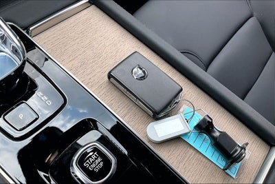 2026 Volvo XC90 Plug-In Hybrid T8 Plus 7 Passenger