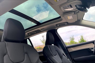 2026 Volvo XC90 Plug-In Hybrid T8 Plus 7 Passenger