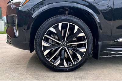 2026 Volvo XC90 Plug-In Hybrid T8 Plus 7 Passenger