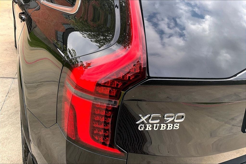 2026 Volvo XC90 Plug-In Hybrid T8 Plus 7 Passenger