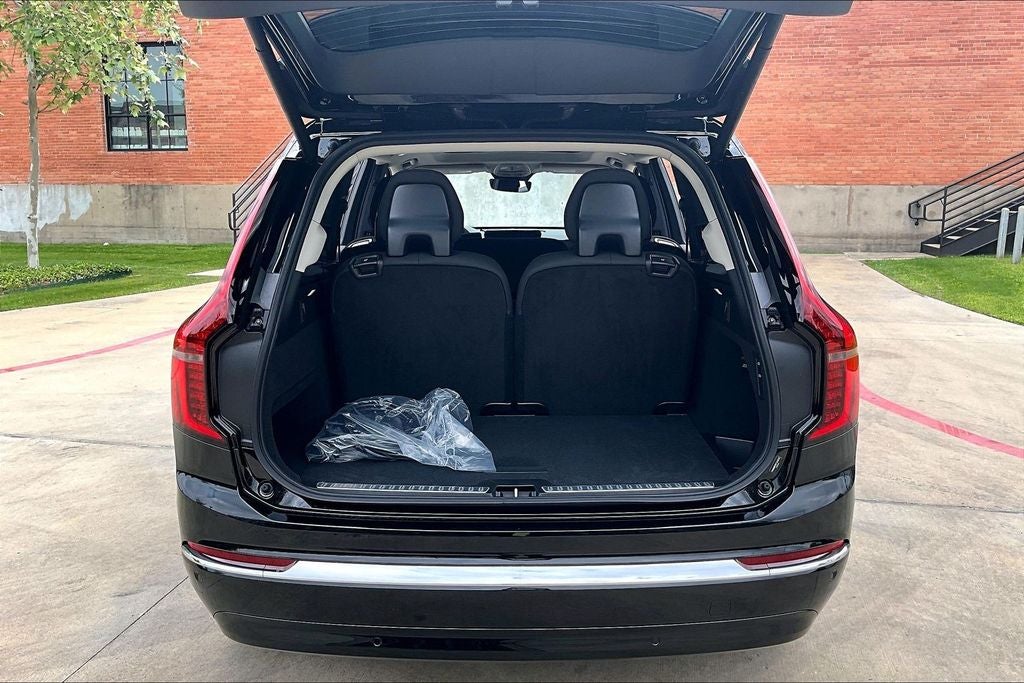 2026 Volvo XC90 Plug-In Hybrid T8 Plus 7 Passenger