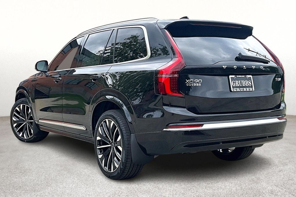 2026 Volvo XC90 Plug-In Hybrid T8 Plus 7 Passenger