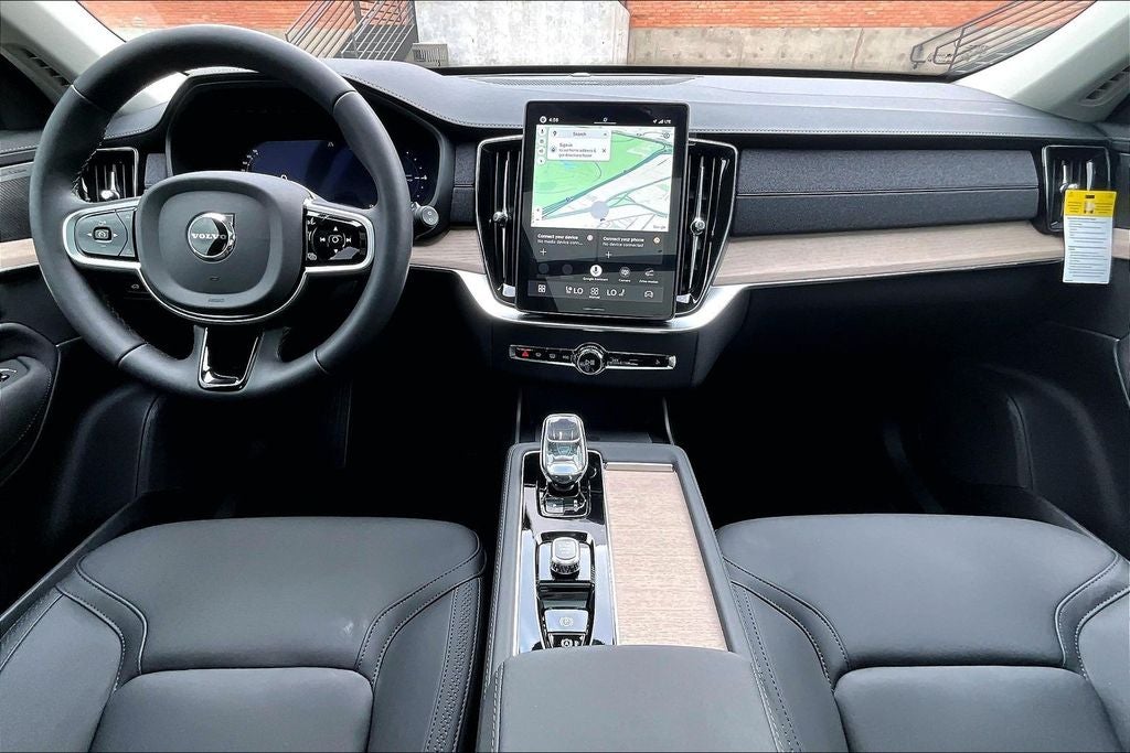 2026 Volvo XC90 Plug-In Hybrid T8 Plus 7 Passenger