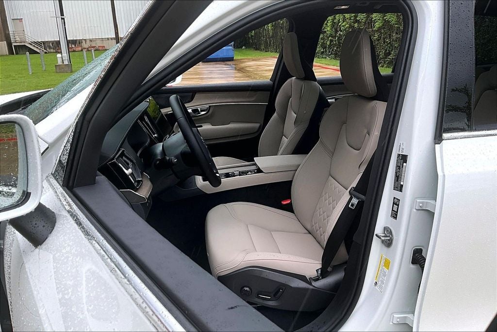 2026 Volvo XC90 Plug-In Hybrid T8 Plus 7 Passenger