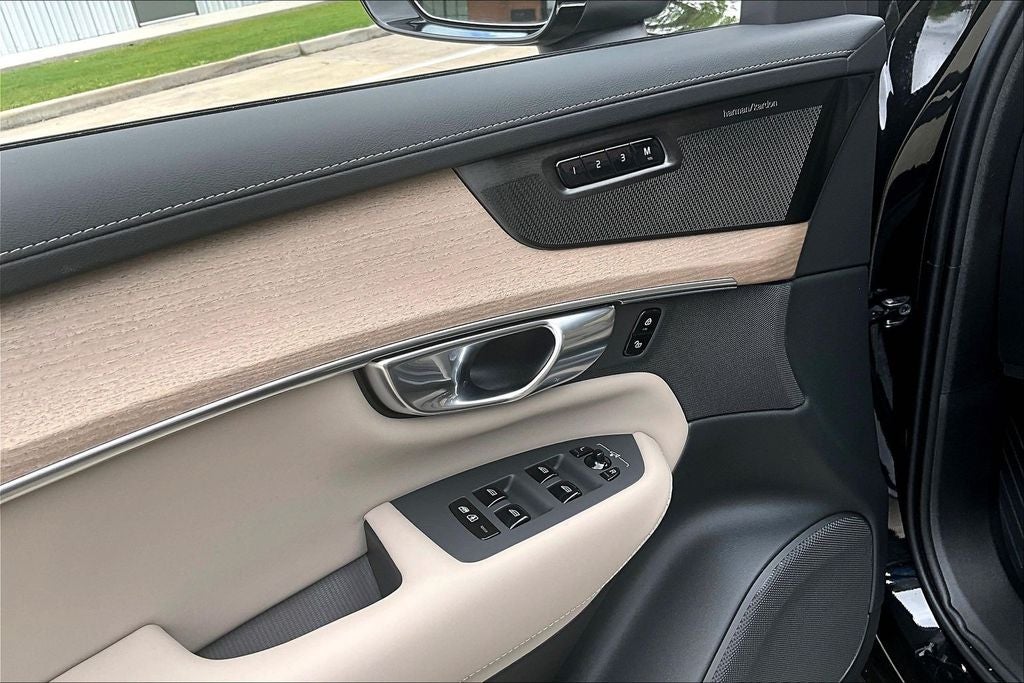 2026 Volvo XC90 Plug-In Hybrid T8 Ultra 7 Passenger