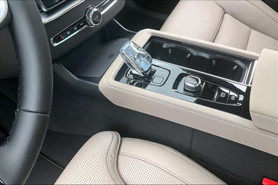 2026 Volvo XC90 Plug-In Hybrid T8 Ultra 7 Passenger