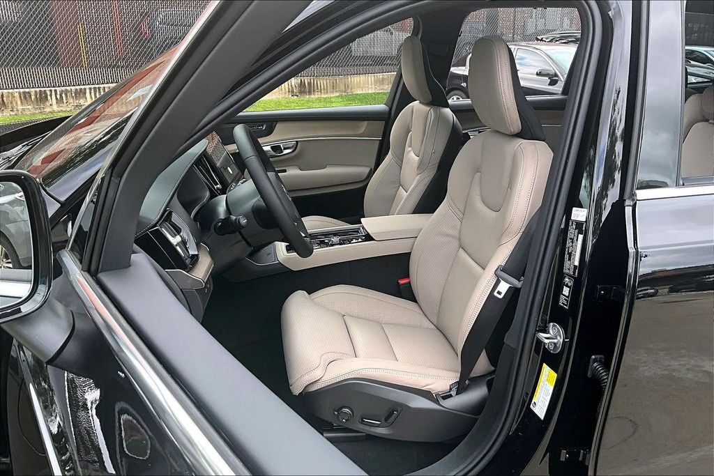 2026 Volvo XC90 Plug-In Hybrid T8 Ultra 7 Passenger