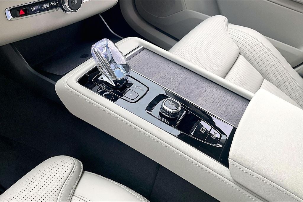 2026 Volvo XC90 Plug-In Hybrid T8 Ultra 7 Passenger