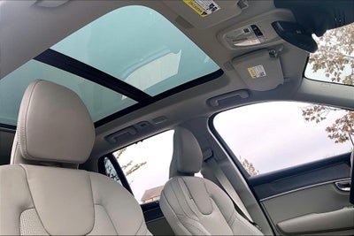 2026 Volvo XC90 Plug-In Hybrid T8 Ultra 7 Passenger