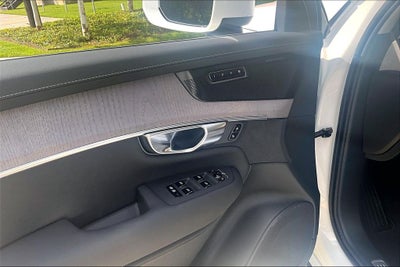 2026 Volvo XC90 Plug-In Hybrid T8 Ultra 7 Passenger