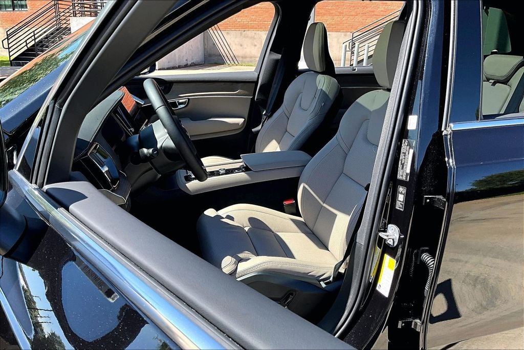 2026 Volvo XC90 Plug-In Hybrid T8 Ultra 7 Passenger