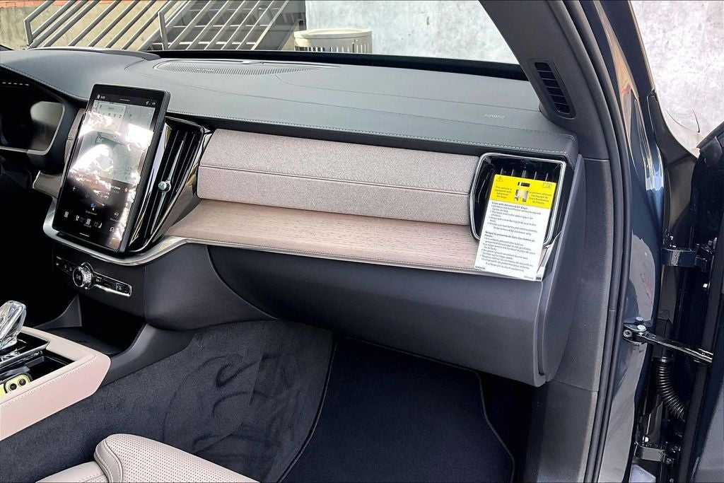 2026 Volvo XC90 Plug-In Hybrid T8 Ultra 7 Passenger