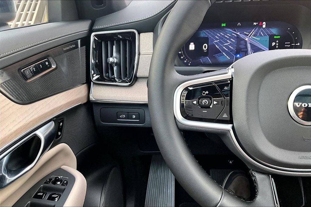 2026 Volvo XC90 Plug-In Hybrid T8 Ultra 7 Passenger