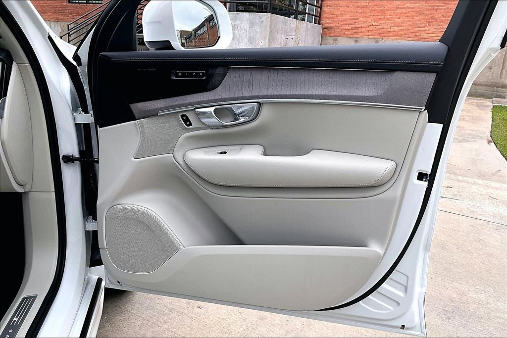 2026 Volvo XC90 Plug-In Hybrid T8 Ultra 7 Passenger