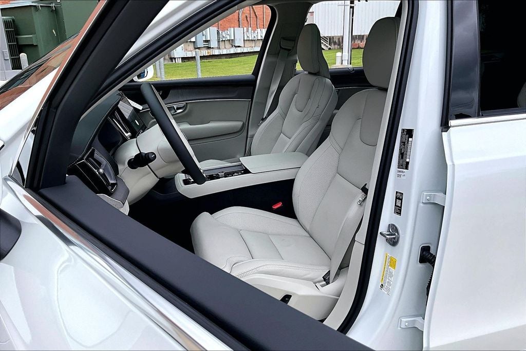 2026 Volvo XC90 Plug-In Hybrid T8 Ultra 7 Passenger