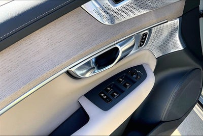 2026 Volvo XC90 Plug-In Hybrid T8 Ultra 7 Passenger
