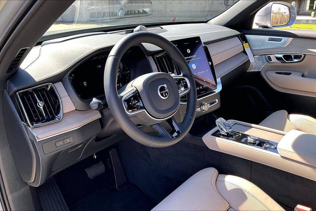 2026 Volvo XC90 Plug-In Hybrid T8 Ultra 7 Passenger