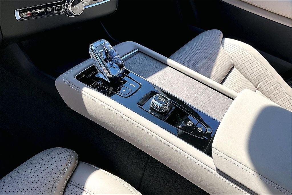 2026 Volvo XC90 Plug-In Hybrid T8 Ultra 7 Passenger