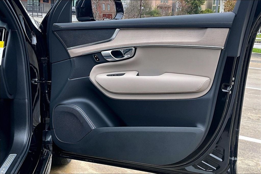 2026 Volvo XC90 Plug-In Hybrid T8 Core