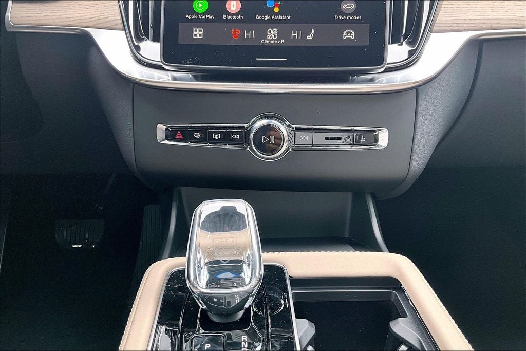 2026 Volvo XC90 Plug-In Hybrid T8 Core