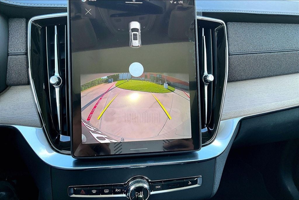 2026 Volvo XC90 Plug-In Hybrid T8 Core