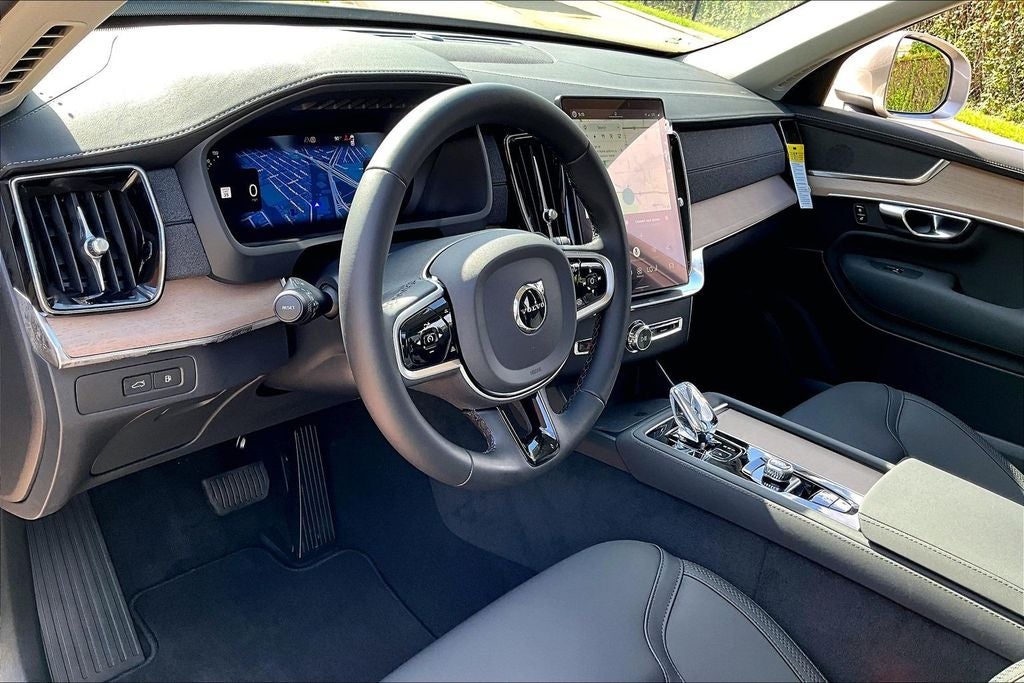 2026 Volvo XC90 Plug-In Hybrid T8 Core