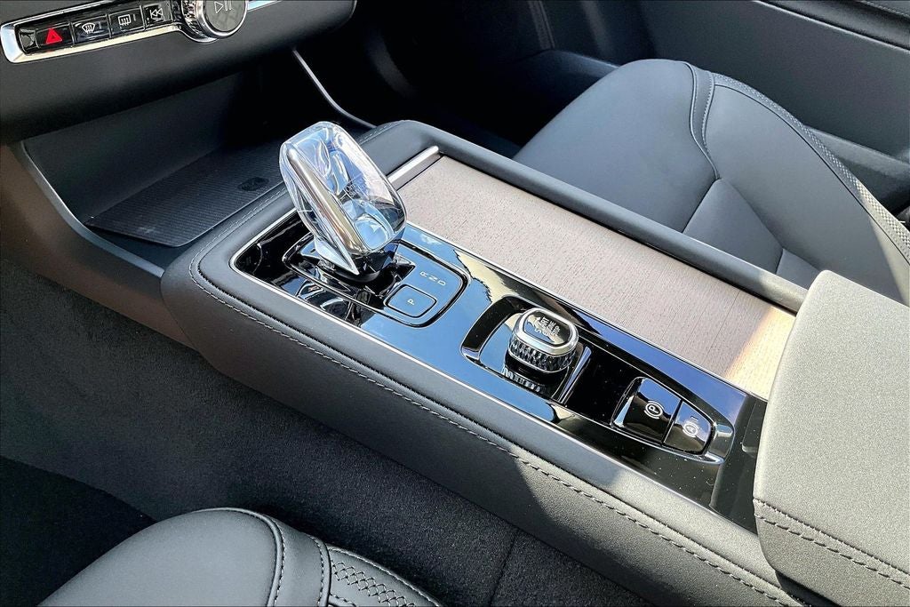 2026 Volvo XC90 Plug-In Hybrid T8 Core