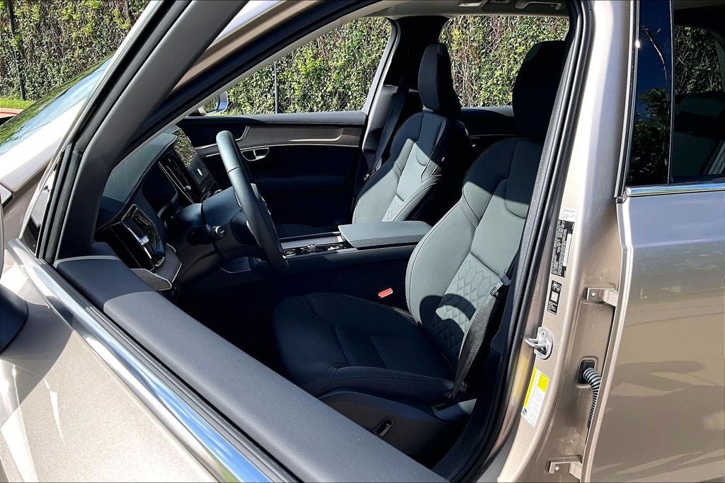2026 Volvo XC90 Plug-In Hybrid T8 Core