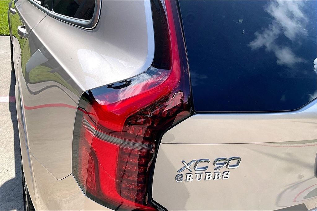 2026 Volvo XC90 Plug-In Hybrid T8 Core