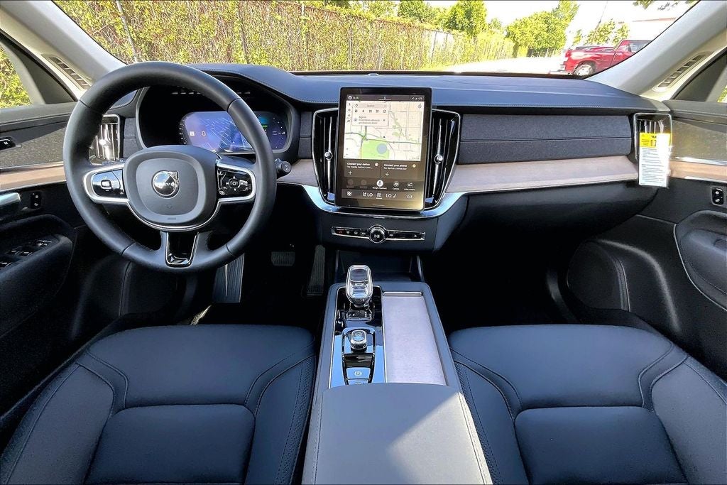 2026 Volvo XC90 Plug-In Hybrid T8 Core