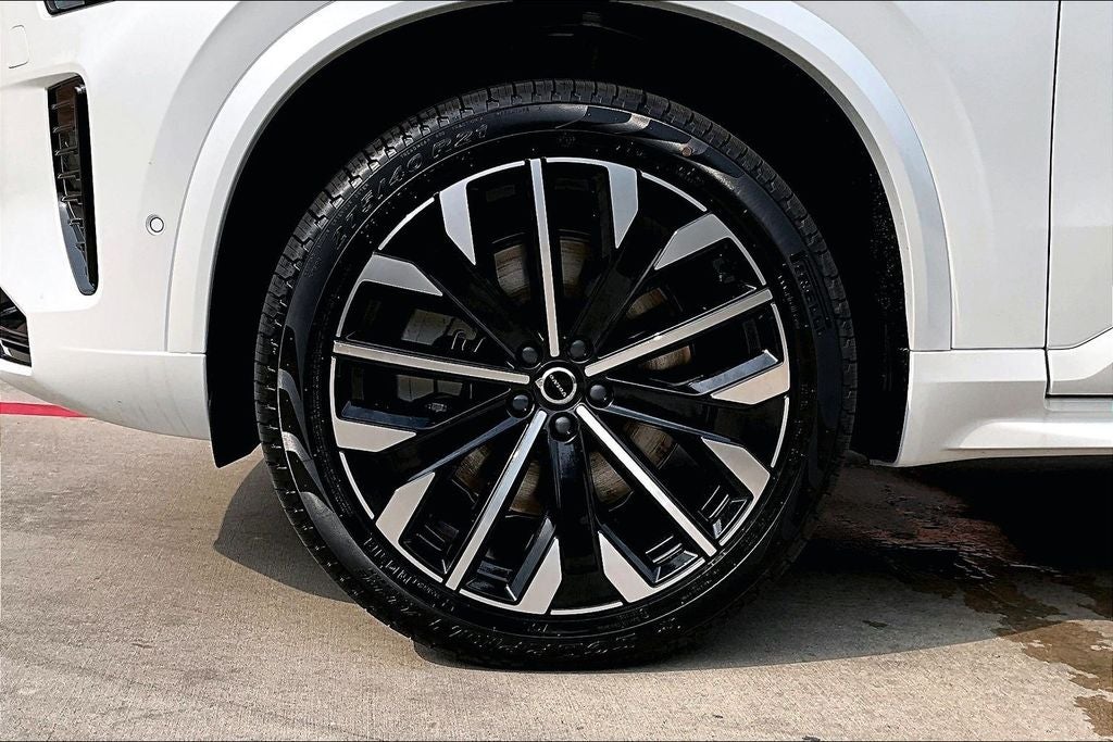 2026 Volvo XC90 Plug-In Hybrid T8 Ultra