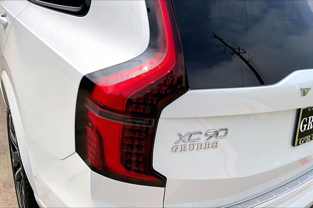 2026 Volvo XC90 Plug-In Hybrid T8 Ultra