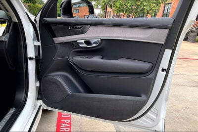 2026 Volvo XC90 Plug-In Hybrid T8 Ultra