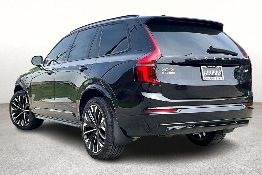 2026 Volvo XC90 Plug-In Hybrid T8 Ultra
