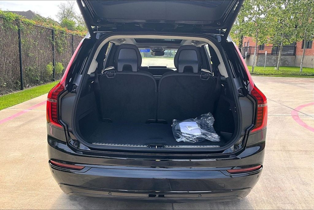 2026 Volvo XC90 Plug-In Hybrid T8 Ultra