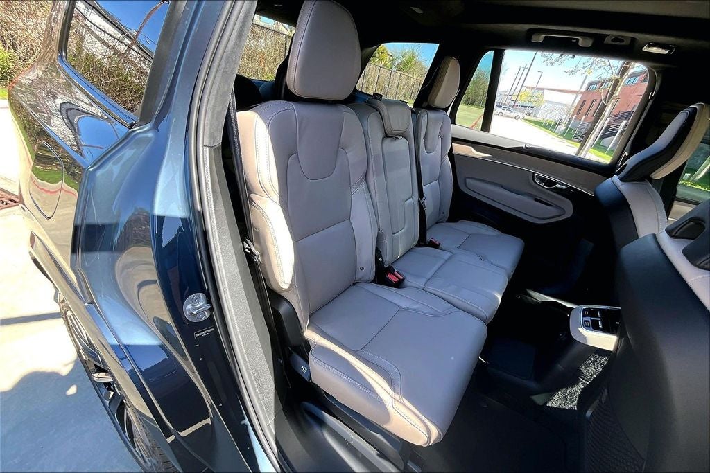 2026 Volvo XC90 Plug-In Hybrid T8 Ultra