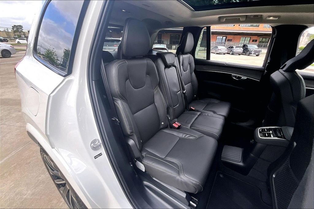 2026 Volvo XC90 Plug-In Hybrid T8 Ultra