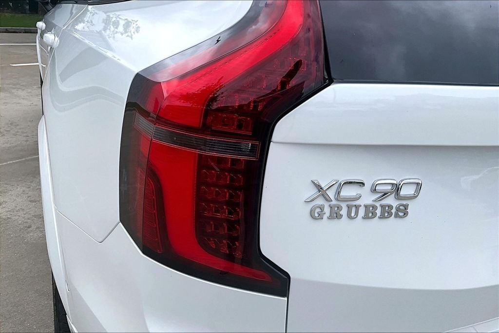 2026 Volvo XC90 Plug-In Hybrid T8 Ultra