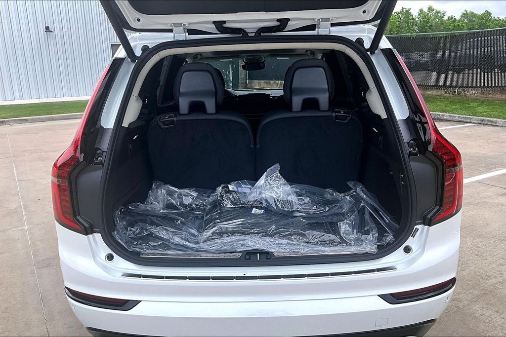 2026 Volvo XC90 Plug-In Hybrid T8 Ultra